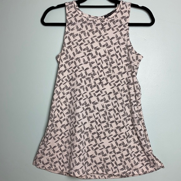 Banana Republic Tops - Banana Republic Sleeveless Top / Tank Size XS